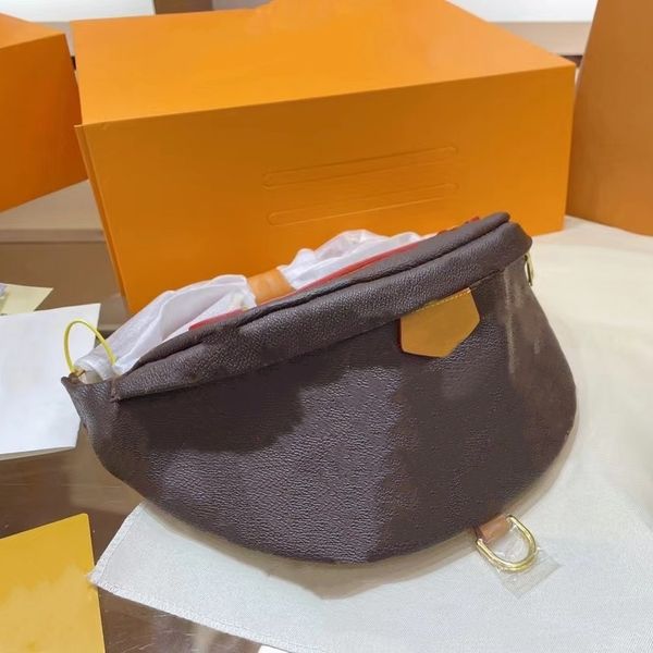 cellphone case luxury designers waist bag famous bumbag heart bags wallet women crossbody bag fashion brown fanny pack styles tan olld flowe
cellphone case luxury designers waist bag famous bumbag heart bags wallet women crossbody bag fashion brown fanny pack styles tan olld flowe