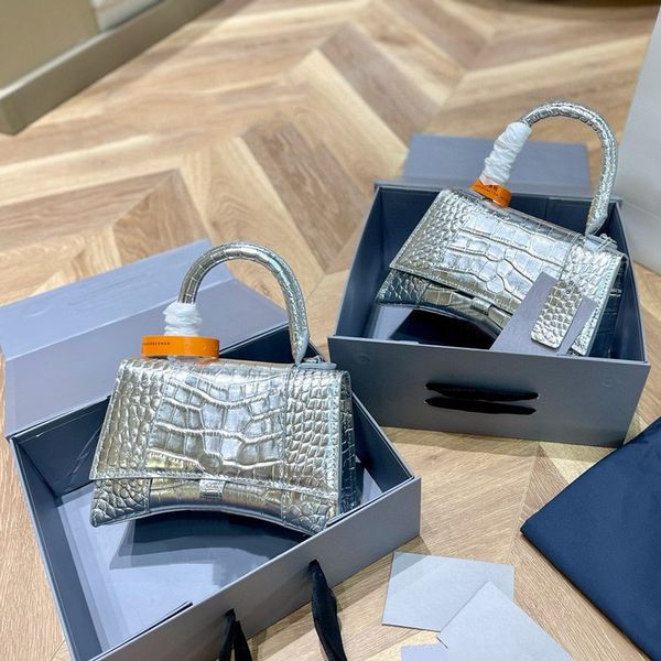 small tote bags wallet multicolor 2 size fashion ladies shoulder bag crocodile pattern leather design detachable chain famous designer handb
small tote bags wallet multicolor 2 size fashion ladies shoulder bag crocodile pattern leather design detachable chain famous designer handb