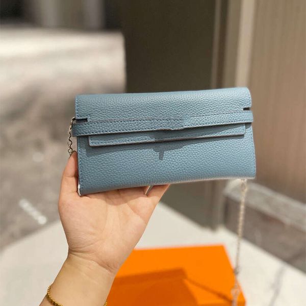 luxury ladies classic chain bags leather large capacity 20cm purse designer shoulder bag handbag fashion handbags messenger bag
luxury ladies classic chain bags leather large capacity 20cm purse designer shoulder bag handbag fashion handbags messenger bag