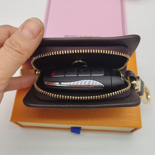 luxurys coin purse letter printing keychains metal buckle handmade designer keychain buckle bag men women pendant key case wallet accessorie, Silver
luxurys coin purse letter printing keychains metal buckle handmade designer keychain buckle bag men women pendant key case wallet accessorie, Silver