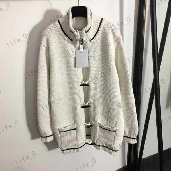 womens knits striped print hollow horn buckle stand collar long sleeve pocket casual knitwear fashion designer women sweater 1970, White
womens knits striped print hollow horn buckle stand collar long sleeve pocket casual knitwear fashion designer women sweater 1970, White