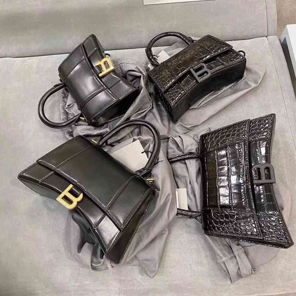 balencigas bags correct sandiao advanced design women's leather one shoulder portable hand luxuryss handbag
balencigas bags correct sandiao advanced design women's leather one shoulder portable hand luxuryss handbag