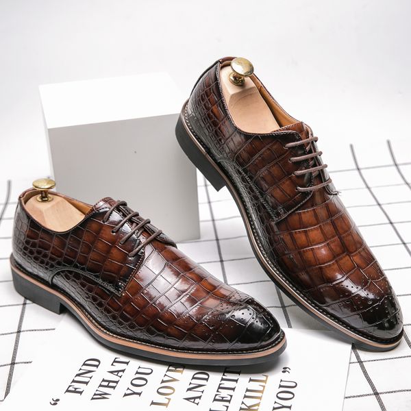 

Elegant Oxford Men Shoes Solid Color Crocodile Pattern PU Pointed Toe Breathing Hole Lace Up Business Casual Wedding Party Daily AD213, Clear