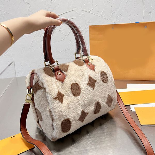lamb wool boston bag women pillow handbags crossbody shoulder bag winter tote bags leather handle imprint letters big barrel purse wallets
lamb wool boston bag women pillow handbags crossbody shoulder bag winter tote bags leather handle imprint letters big barrel purse wallets
