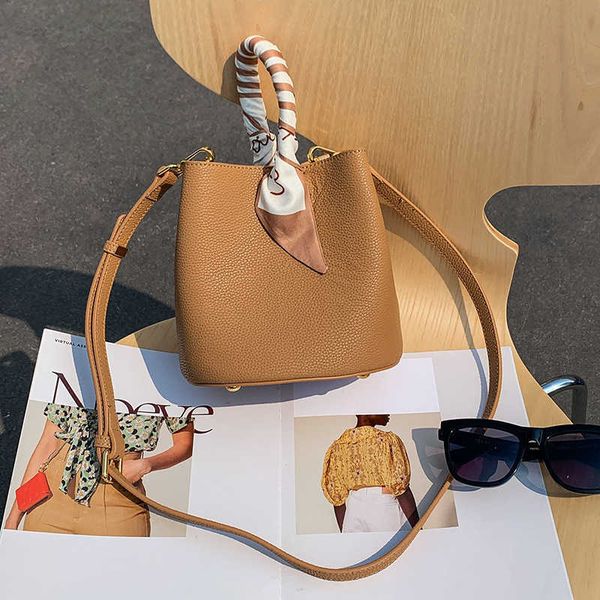 women's designer bags picotin lock herme handbags tote bag leather high-grade texture bucket bag women 2022 new versatile fashion large
women's designer bags picotin lock herme handbags tote bag leather high-grade texture bucket bag women 2022 new versatile fashion large