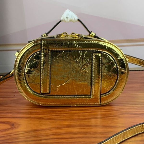totes designer fen golden camera bags woman genuine leather mobile phone cross body handbags shoulder fashion thread letters removable strap
totes designer fen golden camera bags woman genuine leather mobile phone cross body handbags shoulder fashion thread letters removable strap