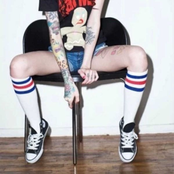 1pc socks hosiery student women socks stripes retro hiphop skate long short white black winter cool hose skateboard cotton football sock y22, Black;white
1pc socks hosiery student women socks stripes retro hiphop skate long short white black winter cool hose skateboard cotton football sock y22, Black;white