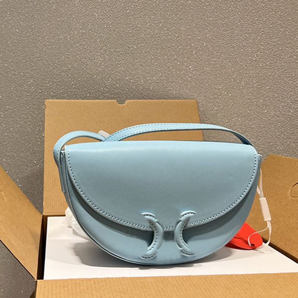 cowhide shoulder bags moon crossbody bag axillary handbag purse flap crescent envelope wallet fashion letters adjustable strap plain hobos s
cowhide shoulder bags moon crossbody bag axillary handbag purse flap crescent envelope wallet fashion letters adjustable strap plain hobos s