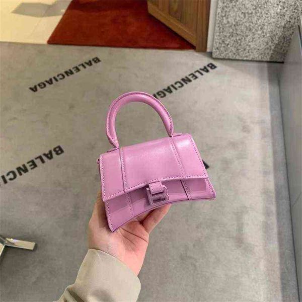 bags designer fashion bbalencaigass handbags order direct hourglass crocodile mail hand messenger
bags designer fashion bbalencaigass handbags order direct hourglass crocodile mail hand messenger