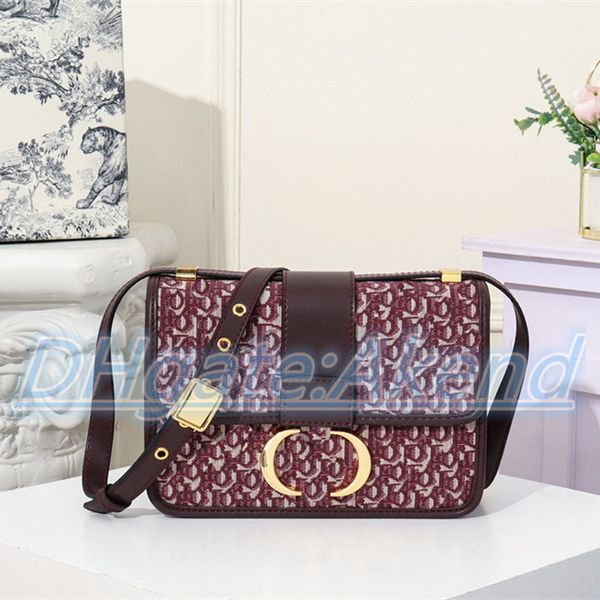 classic luxury montaignes tote 30 bag smooth leather designer embroidery brand fashion square mens women's crossbody pochette travel ha
classic luxury montaignes tote 30 bag smooth leather designer embroidery brand fashion square mens women's crossbody pochette travel ha