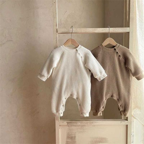 rompers 02y summer baby boys long sleeves casual jumpsuit baby girls fashion solid color ribbed cotton romper 2022 newborn clothes j220922, Blue
rompers 02y summer baby boys long sleeves casual jumpsuit baby girls fashion solid color ribbed cotton romper 2022 newborn clothes j220922, Blue