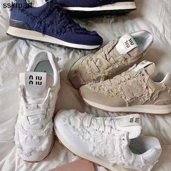 dress shoes designer miu co branded casual sneakers worn line raw edges fashion brand shoes, Black
dress shoes designer miu co branded casual sneakers worn line raw edges fashion brand shoes, Black