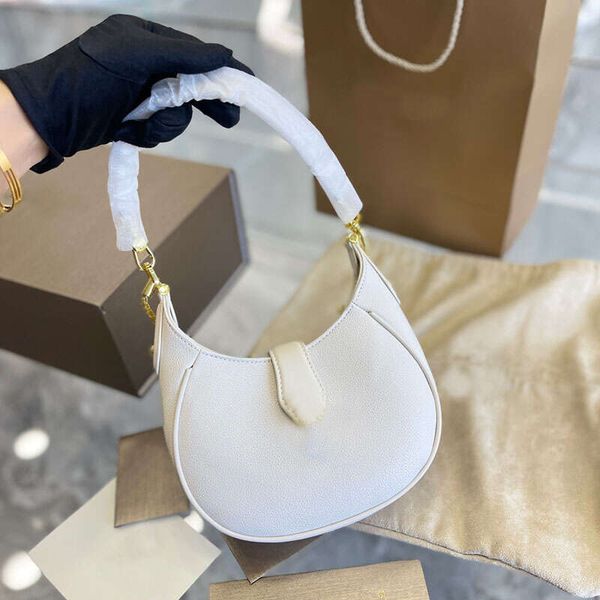 evening bags flap mini crescent bag classic hobo chain crossbody half moon bags women handbags enamel shoulder croissant bags clutch purse
evening bags flap mini crescent bag classic hobo chain crossbody half moon bags women handbags enamel shoulder croissant bags clutch purse