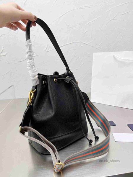 evening bags trendy bucket bags women's designer bags handbags shoulder crossbody lightweight convenient versatile any season
evening bags trendy bucket bags women's designer bags handbags shoulder crossbody lightweight convenient versatile any season