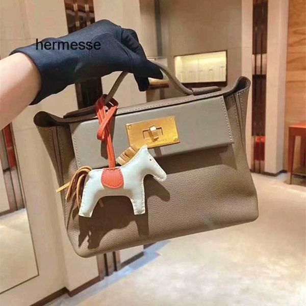 evening bags herme designer fashion luxury bag one shoulder messenger womens handbag leather mini dumpling handbags
evening bags herme designer fashion luxury bag one shoulder messenger womens handbag leather mini dumpling handbags