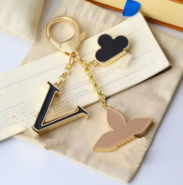 201320232023luxury designers keychains letters with diamonds designers keychain car key chain women buckle jewelry keyring bags pendant exqu, Silver
201320232023luxury designers keychains letters with diamonds designers keychain car key chain women buckle jewelry keyring bags pendant exqu, Silver