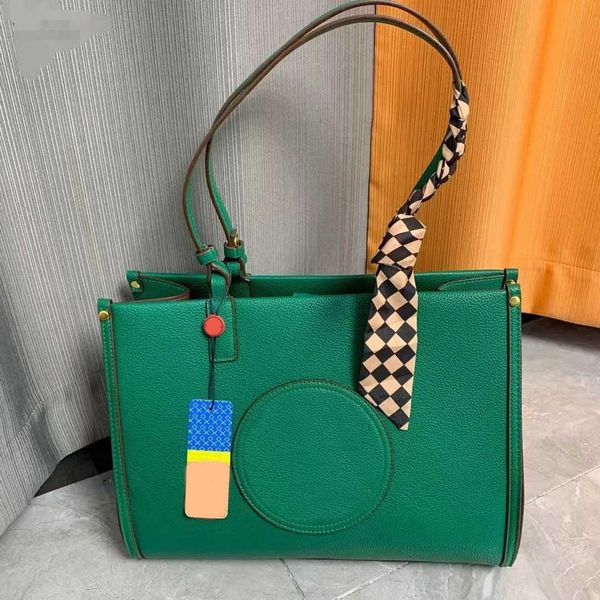 designer luxury women the tote bag fashion versatile handbags shoulder crossbody bags purse tories totes large capacity saddle wallets 7a w8
designer luxury women the tote bag fashion versatile handbags shoulder crossbody bags purse tories totes large capacity saddle wallets 7a w8