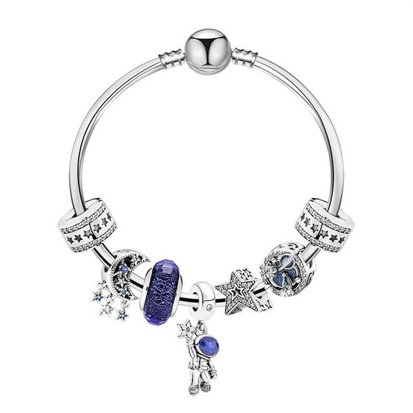 2022 new popular moon star design charm bracelet for men and women blue alloy bangles&bracelets gift two style choice2672, Golden;silver
2022 new popular moon star design charm bracelet for men and women blue alloy bangles&bracelets gift two style choice2672, Golden;silver