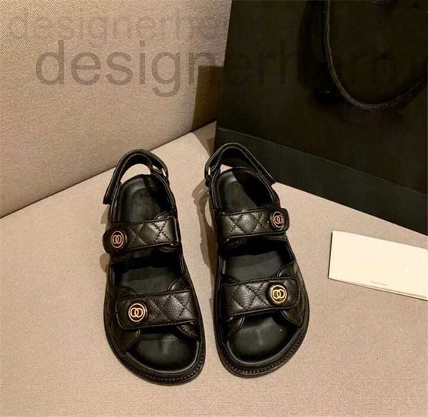 sandals designer women 's beach slippers shoes ladies flip-flops classic design sports real leather female comfortable slipper letter s, Black
sandals designer women 's beach slippers shoes ladies flip-flops classic design sports real leather female comfortable slipper letter s, Black