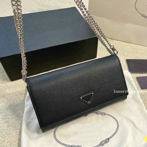 luxurys women chain crossbody bags designers heart pattern shoulder bags messenger tote genuine leather sac cabas wallet mobile phone bag
luxurys women chain crossbody bags designers heart pattern shoulder bags messenger tote genuine leather sac cabas wallet mobile phone bag