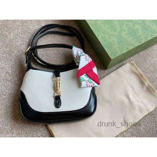 evening bags shoulder bags summer for messenger women classic crossbody bucket flap luxury designer handbags tote leather clutch purse walle
evening bags shoulder bags summer for messenger women classic crossbody bucket flap luxury designer handbags tote leather clutch purse walle