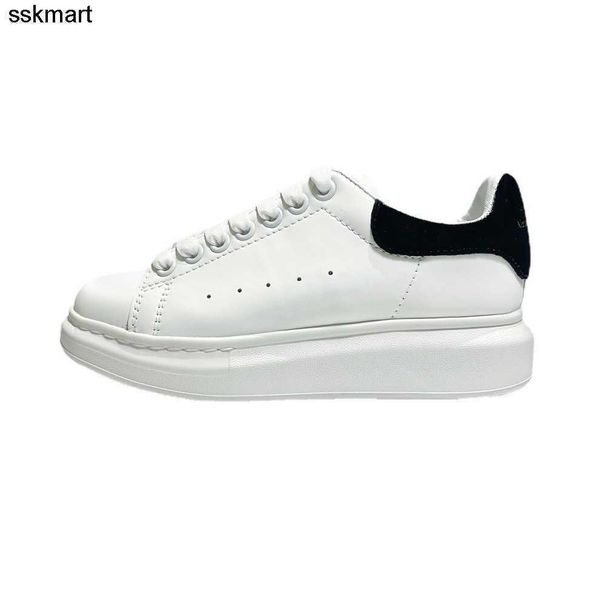 dress shoes calfskin platform small white women muffin thick soled high version men women sports shoes, Black
dress shoes calfskin platform small white women muffin thick soled high version men women sports shoes, Black
