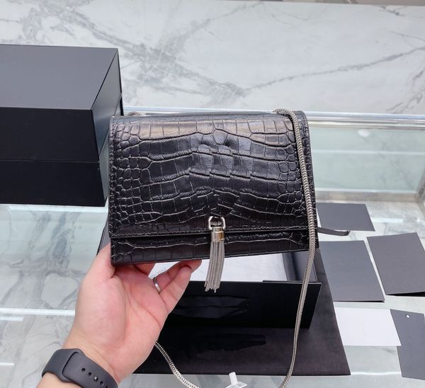 luxury designer bag shoulder handbags y quality high fashion women wallets clutch totes crossbody cowhide crocodile pattern tassel chain bag
luxury designer bag shoulder handbags y quality high fashion women wallets clutch totes crossbody cowhide crocodile pattern tassel chain bag