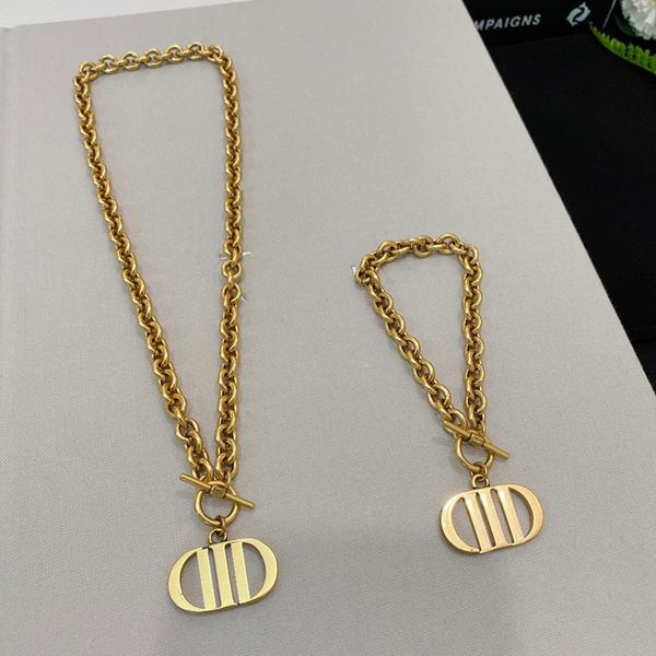 women cd necklace wedding designer bracelet trend men's jewelry with original box, Golden;silver
women cd necklace wedding designer bracelet trend men's jewelry with original box, Golden;silver