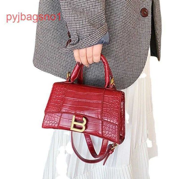 hourglass bag balencig shoulder bags online shop women's 2022 korean version new cross body hand crocodile pat zy91 wu9l
hourglass bag balencig shoulder bags online shop women's 2022 korean version new cross body hand crocodile pat zy91 wu9l