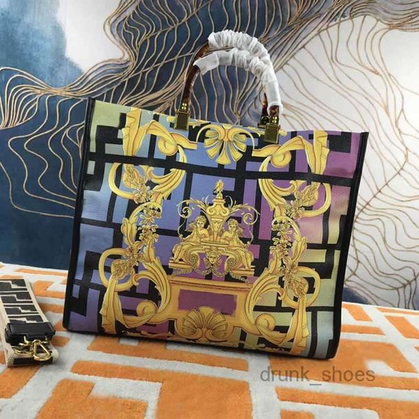 evening bags tote bags women's handbag leather shoulder bag fashion 5a quality letter printing two color handle feel good
evening bags tote bags women's handbag leather shoulder bag fashion 5a quality letter printing two color handle feel good