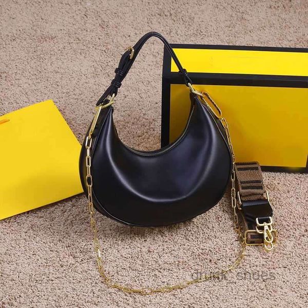 evening bags axillary shoulder bag tote cross body bags women handbag purse leather handle chain letter woven shoulder strap metal hardware
evening bags axillary shoulder bag tote cross body bags women handbag purse leather handle chain letter woven shoulder strap metal hardware
