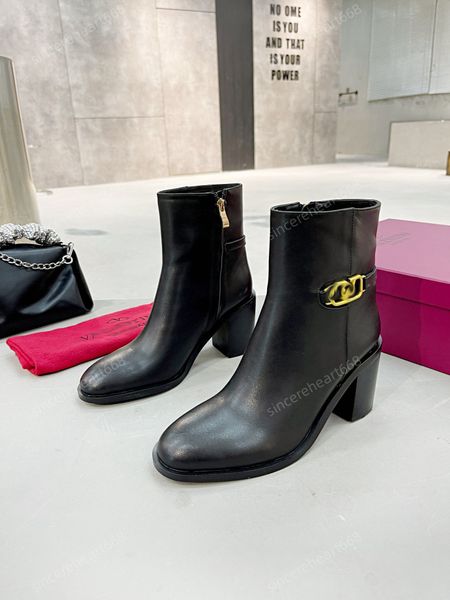2023 new boots designer women's leather martin ankle fashion non-slip warm wave gold luxury shoes, Black
2023 new boots designer women's leather martin ankle fashion non-slip warm wave gold luxury shoes, Black