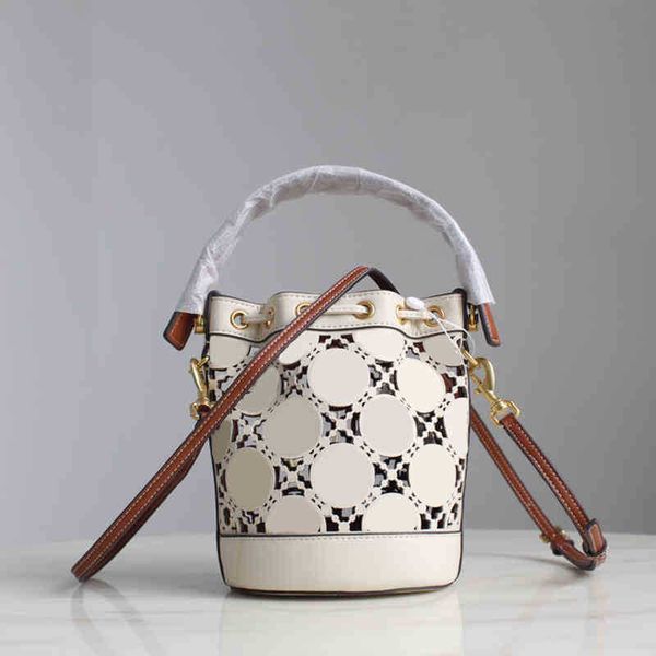 designer luxury women bag tory handbag tb fashion inclined shoulder bags versatile purses tories burchs totes large capacity saddle coal wal
designer luxury women bag tory handbag tb fashion inclined shoulder bags versatile purses tories burchs totes large capacity saddle coal wal