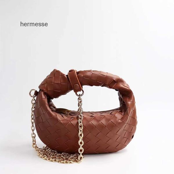 evening bags autumn and winter 2022 new woven chain ox horn women's bag small simple women's bag single shoulder crossbody portabl
evening bags autumn and winter 2022 new woven chain ox horn women's bag small simple women's bag single shoulder crossbody portabl