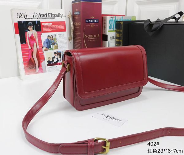 designer fashion shoulder bags women luxury clamshell small messenger high-quality leather retro style design classic casual dinner bag ladi
designer fashion shoulder bags women luxury clamshell small messenger high-quality leather retro style design classic casual dinner bag ladi