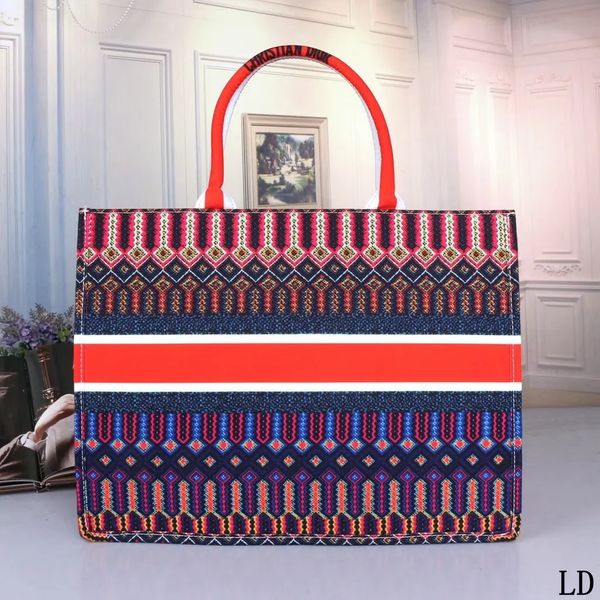 designer totes tote woman bag canvas screen print luxury cm black letter handbags design shoulder bags lady cowboy purse 2022 quality, Red;black
designer totes tote woman bag canvas screen print luxury cm black letter handbags design shoulder bags lady cowboy purse 2022 quality, Red;black