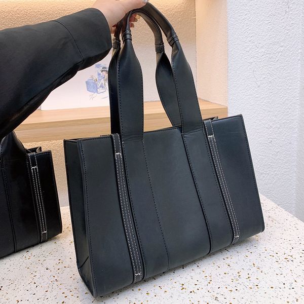 tote designer woody bag womens fashion leather handbags woman shopping bag luxurys crossbody totes purse black brown handle 2209241d
tote designer woody bag womens fashion leather handbags woman shopping bag luxurys crossbody totes purse black brown handle 2209241d