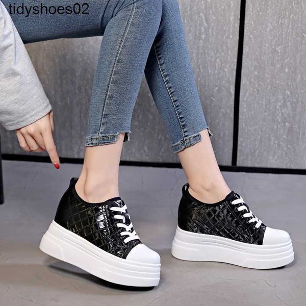 zhendi wangwang red board shoes women's popular 9cm korean version leather thick soled casual sports canvas single shoes in the spring
zhendi wangwang red board shoes women's popular 9cm korean version leather thick soled casual sports canvas single shoes in the spring