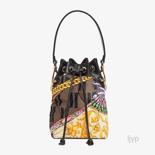 evening bags mini bucket bag tote purse cross body bags shoulder handbags women old flower leather print metal hardware letter drawstring st
evening bags mini bucket bag tote purse cross body bags shoulder handbags women old flower leather print metal hardware letter drawstring st