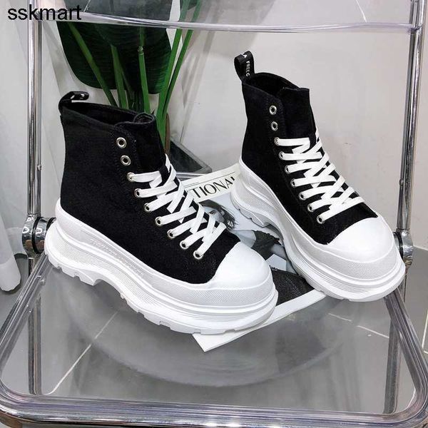 dress shoes luxury designer casual shoes tread slick canvas sneaker new muffin lace up women high rise casual sports, Black
dress shoes luxury designer casual shoes tread slick canvas sneaker new muffin lace up women high rise casual sports, Black