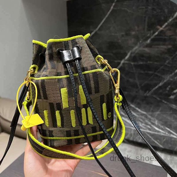 evening bags mini old flower bucket bag tote purse crossbody bags women classic canvas letter string shoulder handbags cell phone pocket clu
evening bags mini old flower bucket bag tote purse crossbody bags women classic canvas letter string shoulder handbags cell phone pocket clu