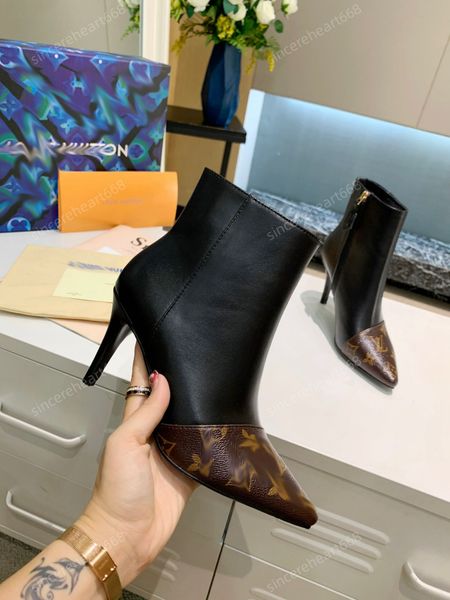 2023 new fashion leather padlock ankle boots side zipper shoes pointed head fashion boots luxury, Black
2023 new fashion leather padlock ankle boots side zipper shoes pointed head fashion boots luxury, Black