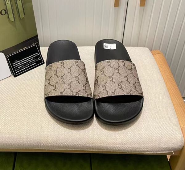 2022 women luxury designer 9ucc1 sandals slippers leather summer flat slipper embroidery fashion beach 34-46, Black
2022 women luxury designer 9ucc1 sandals slippers leather summer flat slipper embroidery fashion beach 34-46, Black