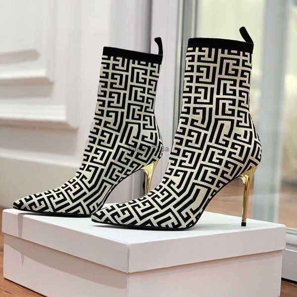knitting elasticity ankle boots fashion designer printing mixed colors sock fendi shoes stretch boot half stiletto booty .5cm high, Black
knitting elasticity ankle boots fashion designer printing mixed colors sock fendi shoes stretch boot half stiletto booty .5cm high, Black