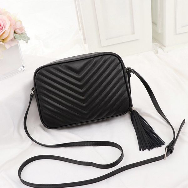 3a lou camera bag designer luxury purses quilted real leather crossbody shoulder womens luxurys handbags tassel bags phone handbag flap clut
3a lou camera bag designer luxury purses quilted real leather crossbody shoulder womens luxurys handbags tassel bags phone handbag flap clut