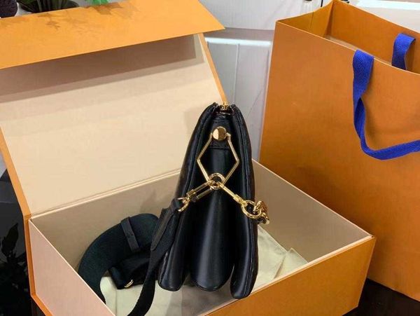 luxurys designers bags handbags women messenger handbag monograms emboss
luxurys designers bags handbags women messenger handbag monograms emboss