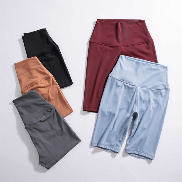 traceless yoga pants 5/4 cycling pants align nude high waist tight fitness shorts women's hip lift
traceless yoga pants 5/4 cycling pants align nude high waist tight fitness shorts women's hip lift