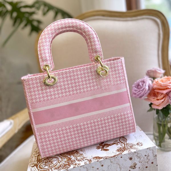 2022 luxury handbag designer bag shoulder bags fashion womens bag wallet lady classic cross body the tote wallets designers handbags portabl
2022 luxury handbag designer bag shoulder bags fashion womens bag wallet lady classic cross body the tote wallets designers handbags portabl