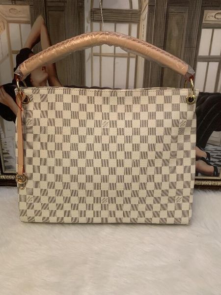 2023 luxury totes designer bag womens handbags onthego tote bag ladies casual pvc genuine leather purse shoulder bags
2023 luxury totes designer bag womens handbags onthego tote bag ladies casual pvc genuine leather purse shoulder bags