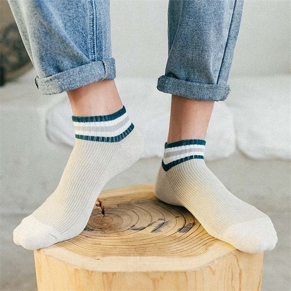 men's socks 3 pairs korean version striped summer thin deodorant breathable cotton 220923, Black
men's socks 3 pairs korean version striped summer thin deodorant breathable cotton 220923, Black